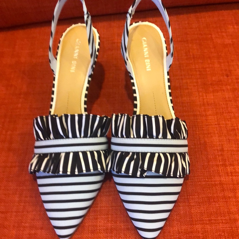 Gianni Bini Black and White Striped Heels